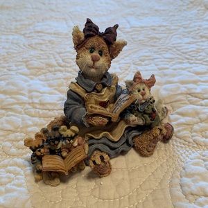 Boyds Bears: Purrstone Collection; Mama Purrsmore